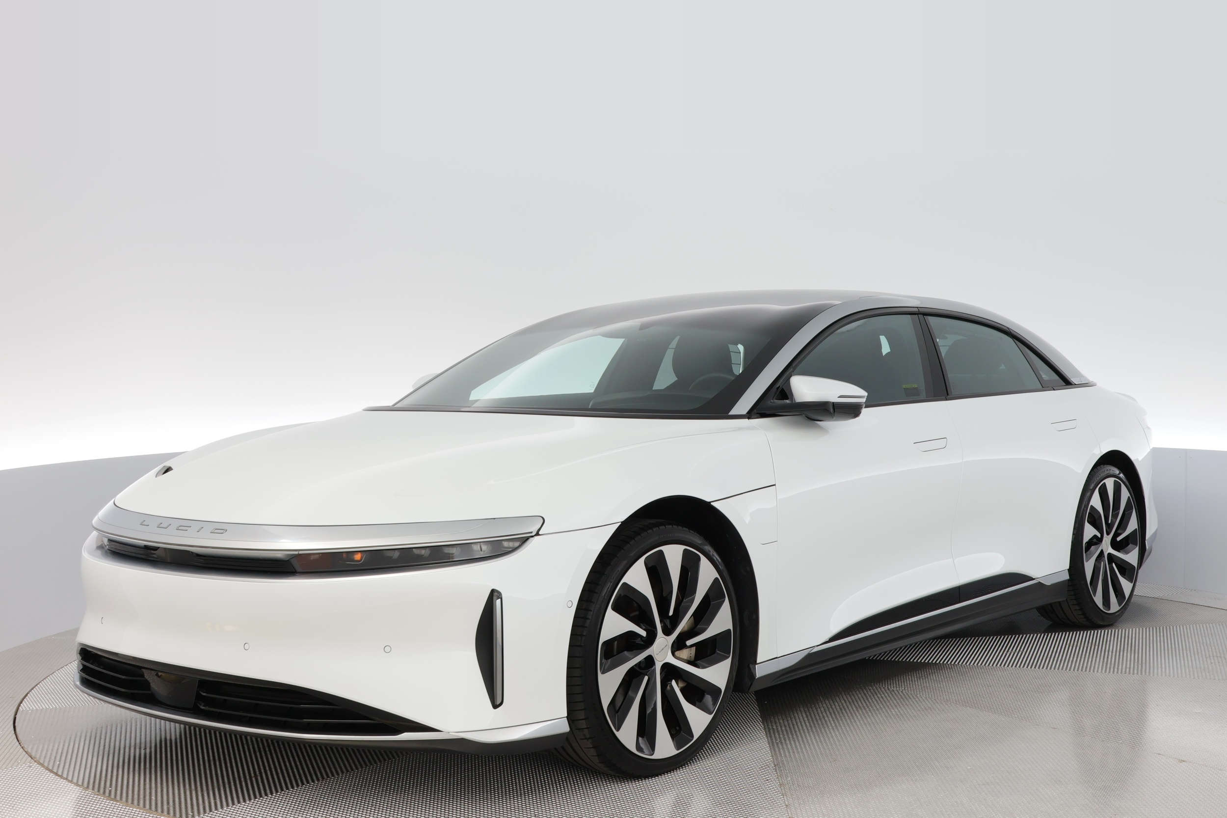 lucid air 2024 50EA1TEA0RA002600 image lucid air 2024 50EA1TEA0RA002600 image