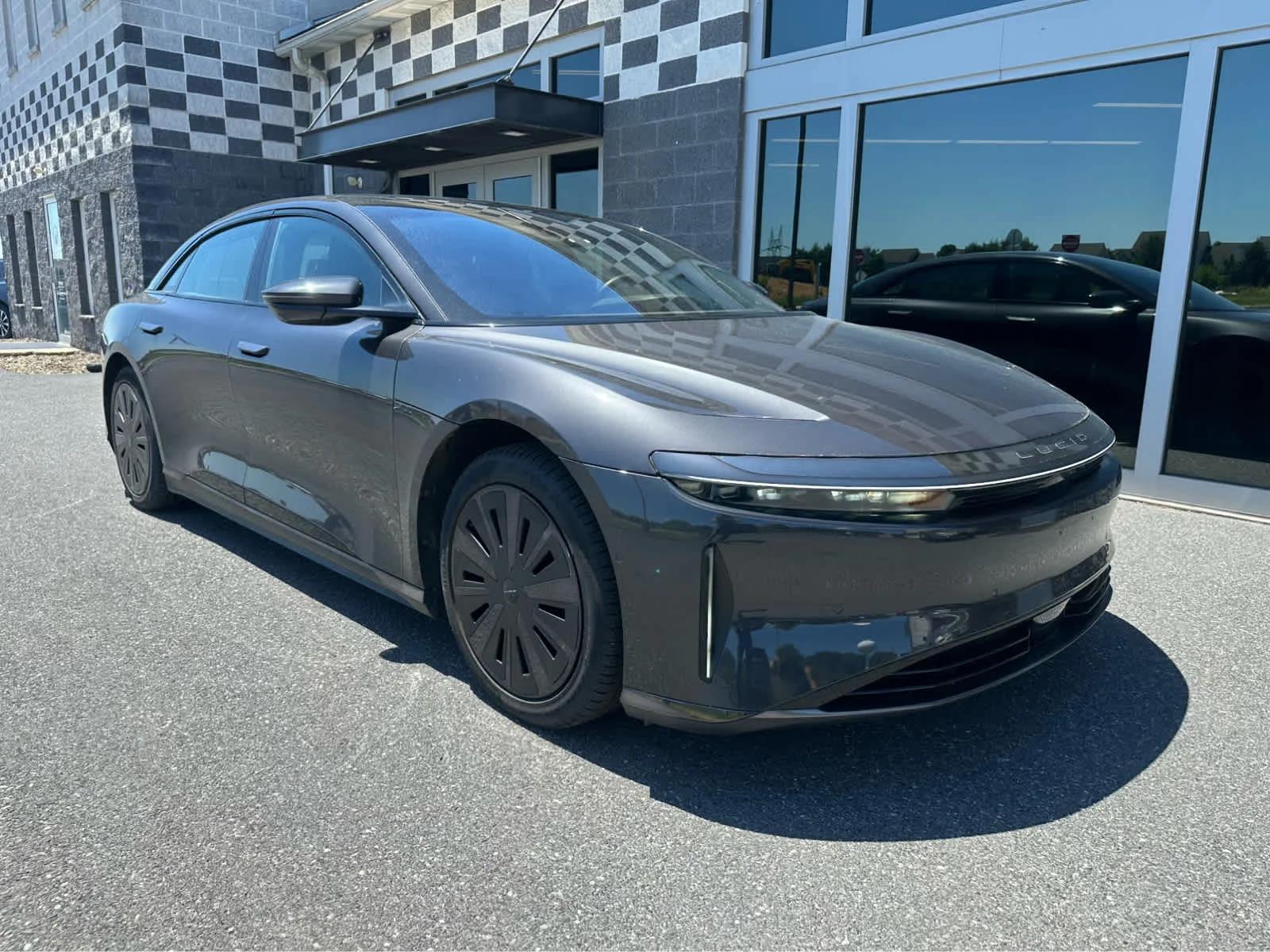 lucid air 2025 50EA1GBA7SA003969 image lucid air 2025 50EA1GBA7SA003969 image