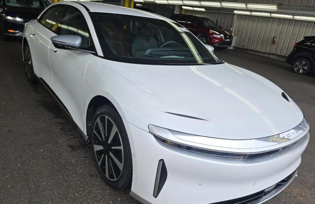lucid air 2025 50EA1GBA2SA005094 image lucid air 2025 50EA1GBA2SA005094 image