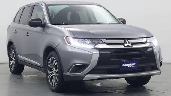 MITSUBISHI OUTLANDER 2018 JA4AD2A38JZ067191 image
