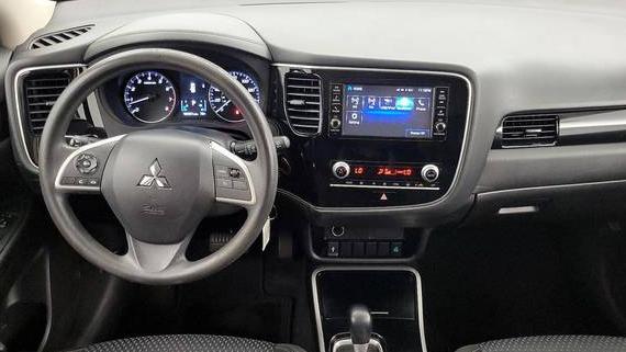 MITSUBISHI OUTLANDER 2020 JA4AD2A30LZ047584 image