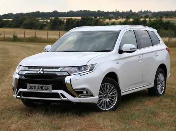 MITSUBISHI OUTLANDER 2022 JA4J2VA70NZ067525 image