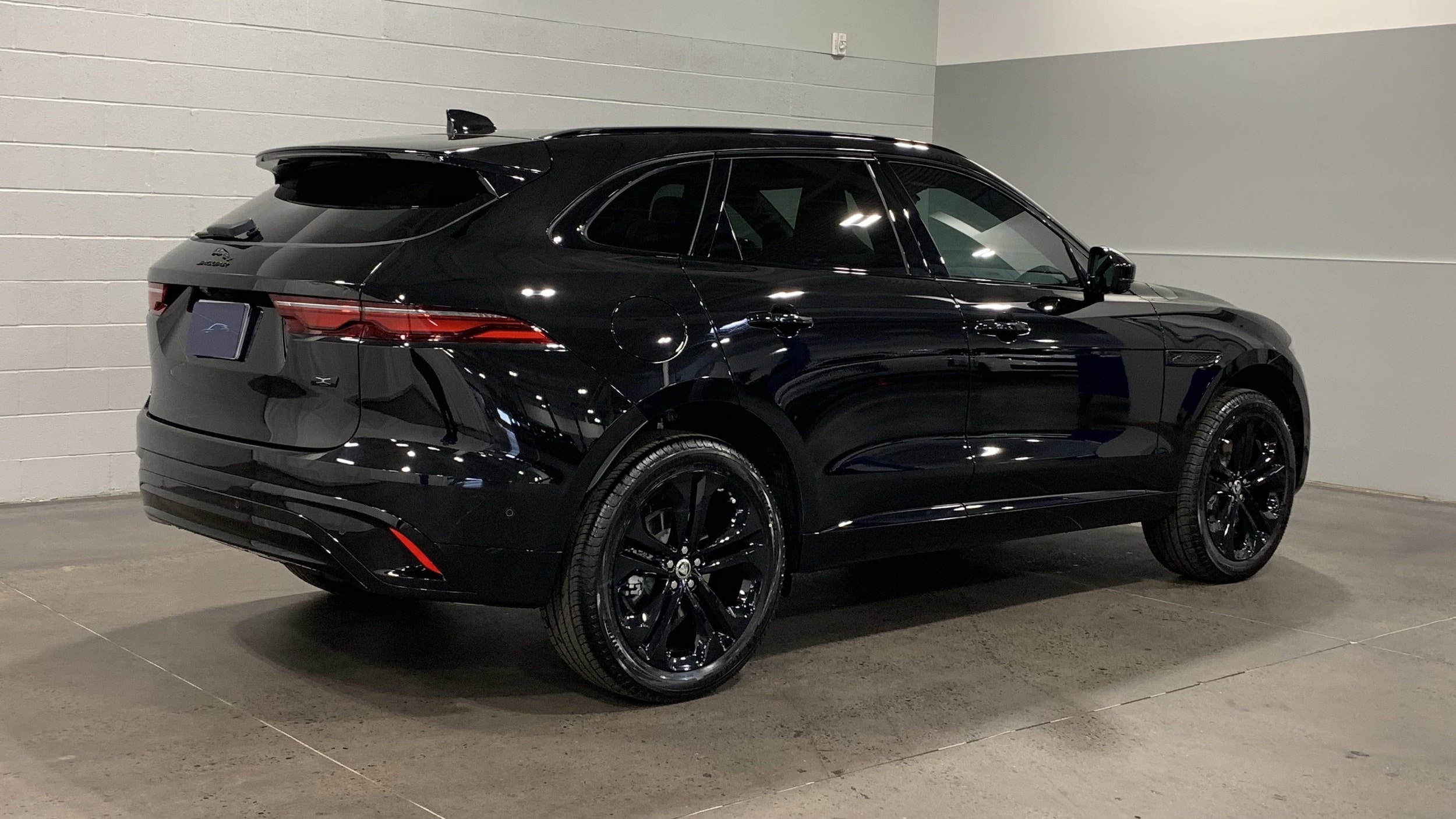jaguar f-pace 2026 SADCT2EX5TA756724 image jaguar f-pace 2026 SADCT2EX5TA756724 image