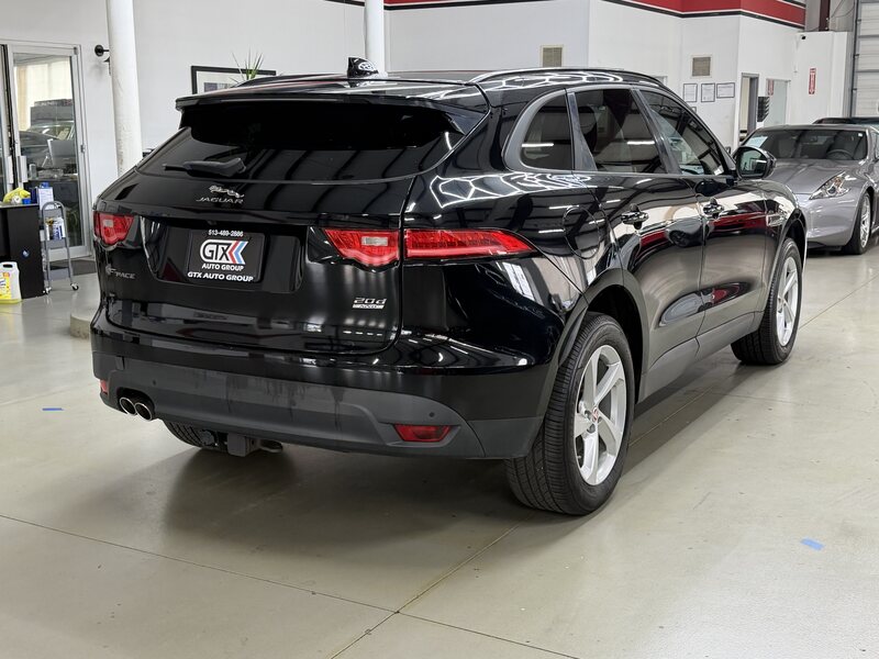 jaguar f-pace 2017 SADCJ2BN9HA494366 image jaguar f-pace 2017 SADCJ2BN9HA494366 image