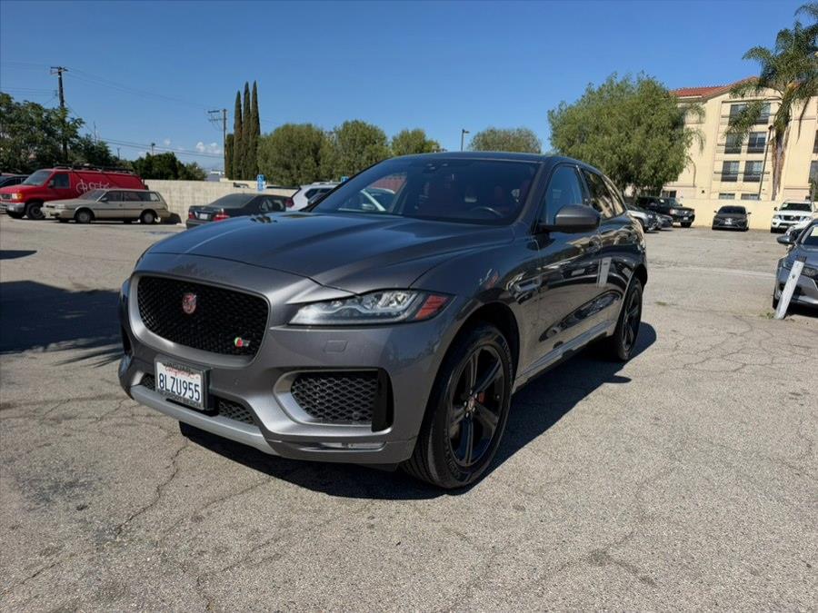 jaguar f-pace 2017 SADCM2BV1HA069599 image jaguar f-pace 2017 SADCM2BV1HA069599 image