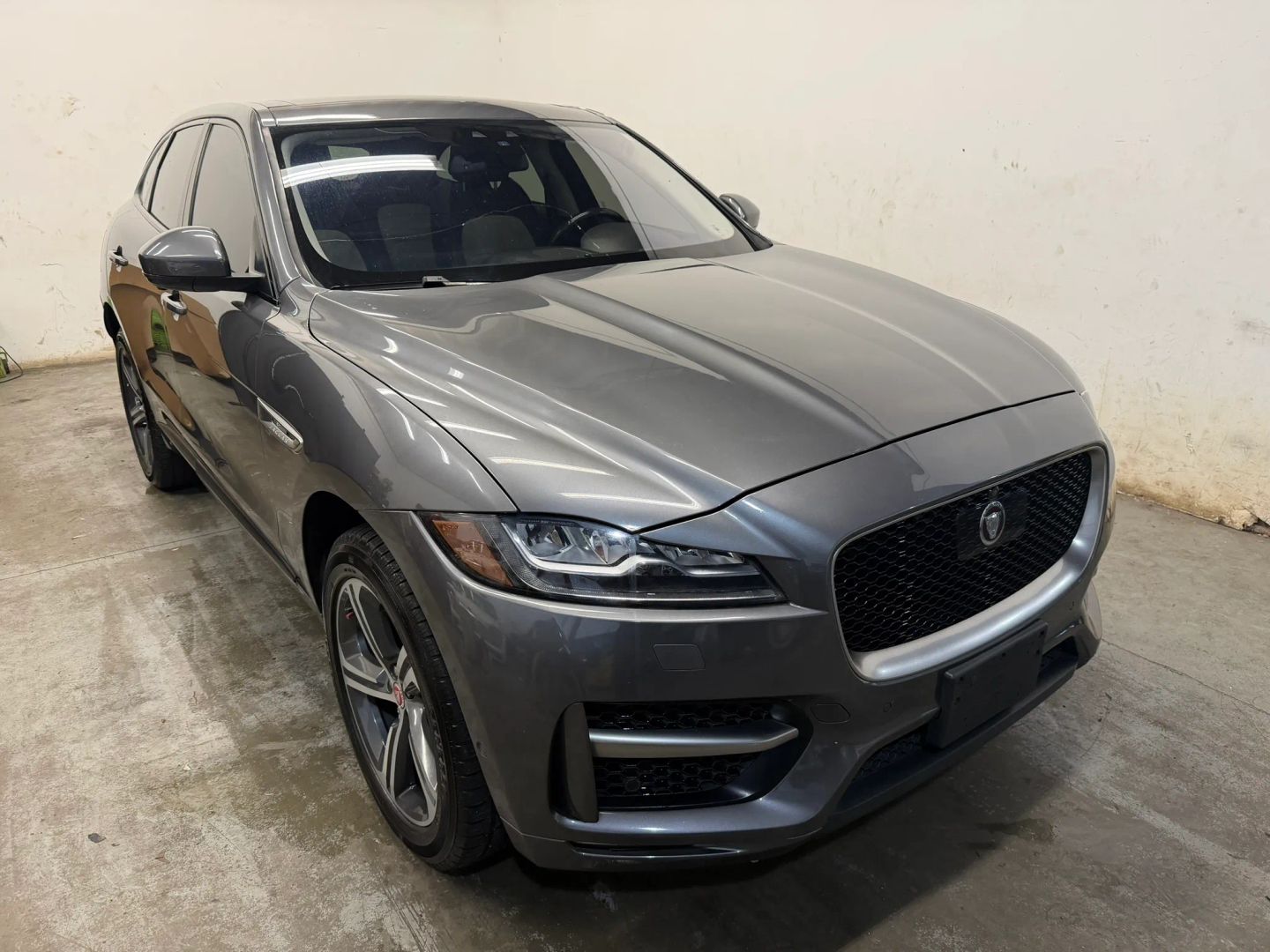jaguar f-pace 2017 SADCL2BV9HA880845 image jaguar f-pace 2017 SADCL2BV9HA880845 image