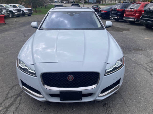 jaguar xf 2018 SAJBJ4FX1JCY57950 image jaguar xf 2018 SAJBJ4FX1JCY57950 image