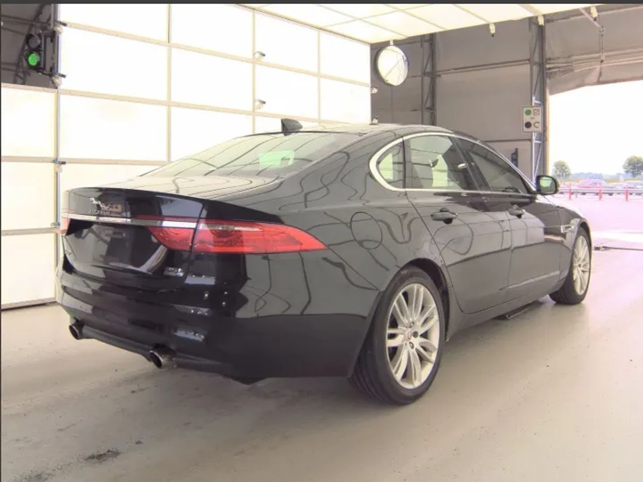 jaguar xf 2017 SAJBK4BVXHCY45596 image jaguar xf 2017 SAJBK4BVXHCY45596 image