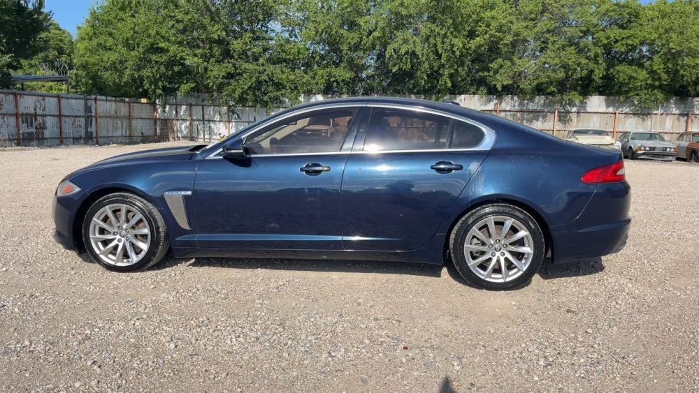 jaguar xf 2012 SAJWA0FB0CLS60144 image jaguar xf 2012 SAJWA0FB0CLS60144 image