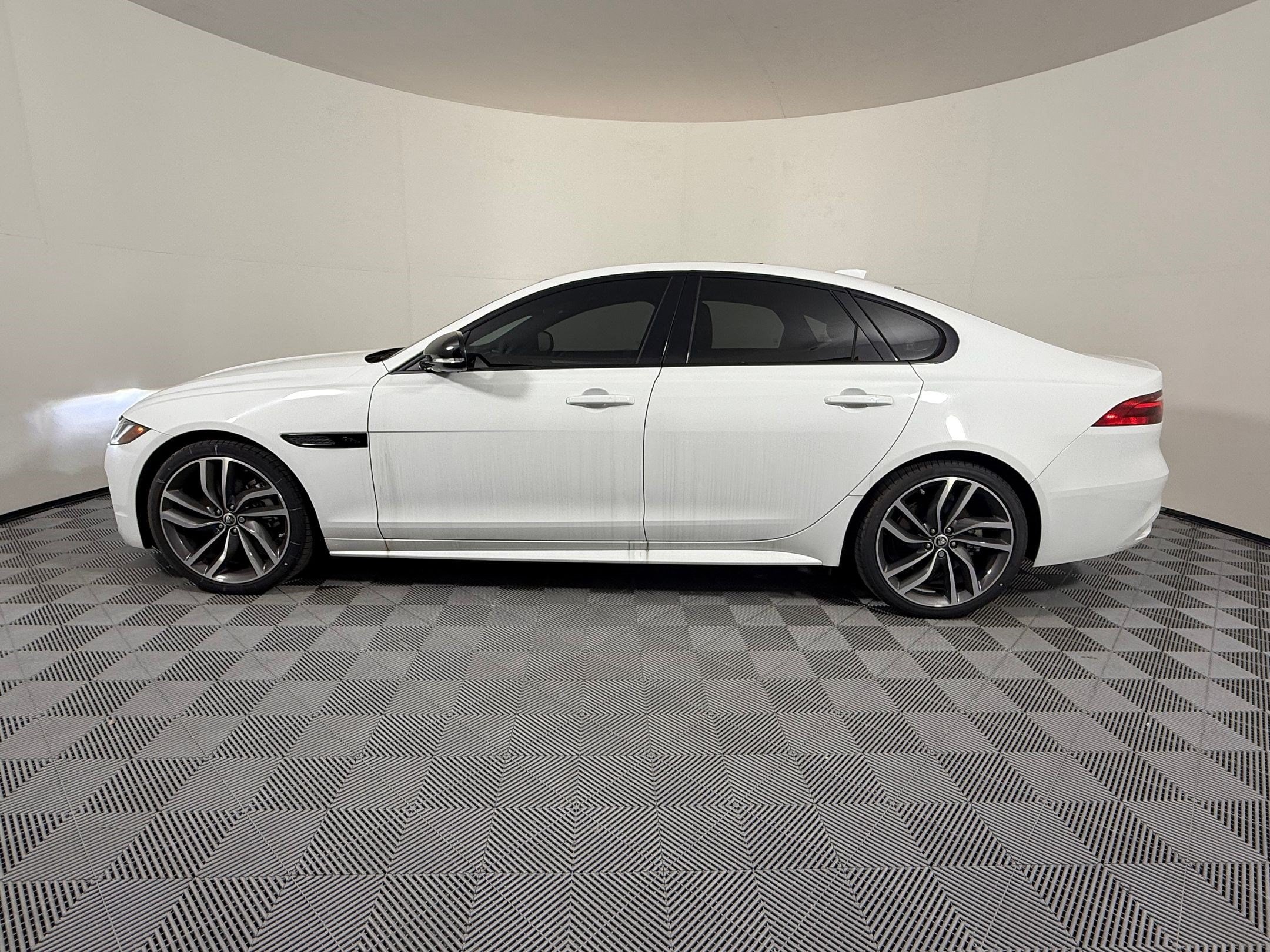 jaguar xf 2024 SAJBL4GX6RCY97008 image jaguar xf 2024 SAJBL4GX6RCY97008 image