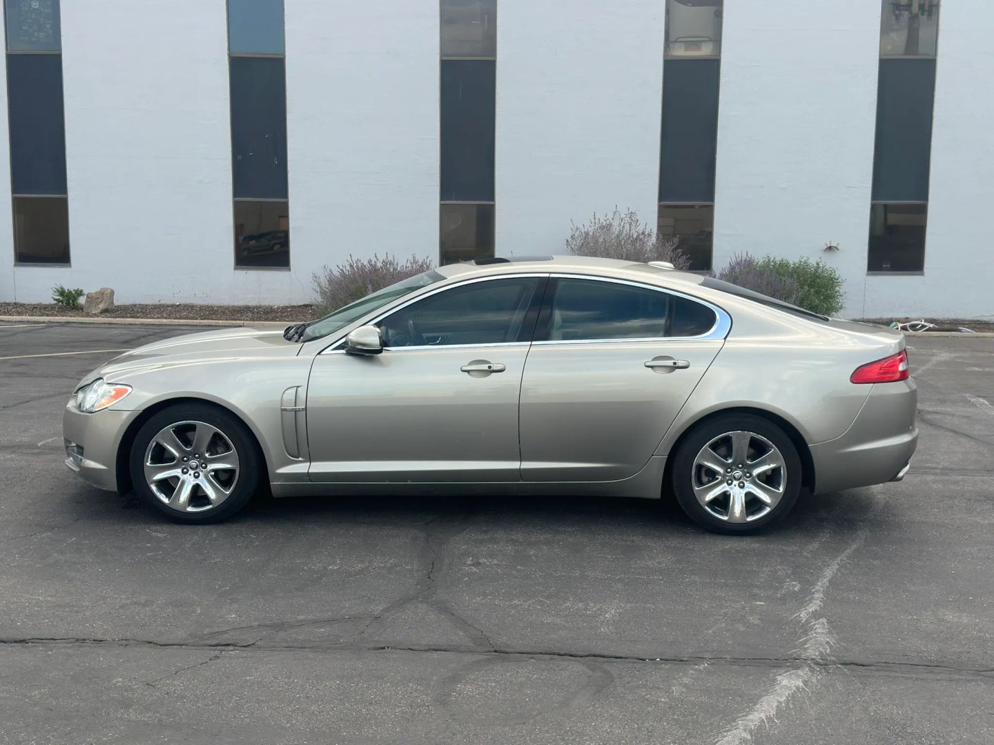 jaguar xf 2011 SAJWA0GB3BLS14305 image jaguar xf 2011 SAJWA0GB3BLS14305 image