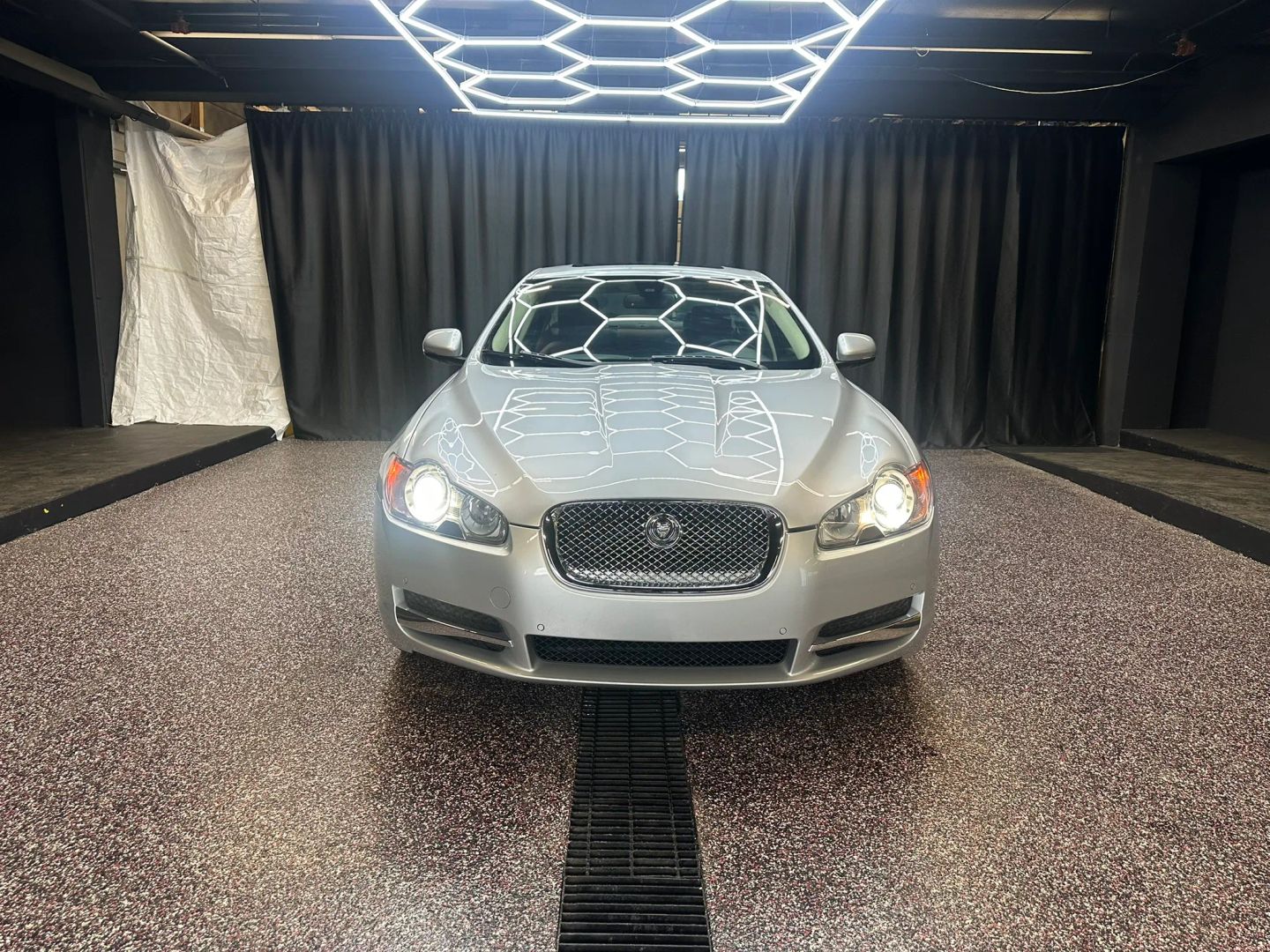 jaguar xf 2011 SAJWA0GB2BLR89405 image jaguar xf 2011 SAJWA0GB2BLR89405 image