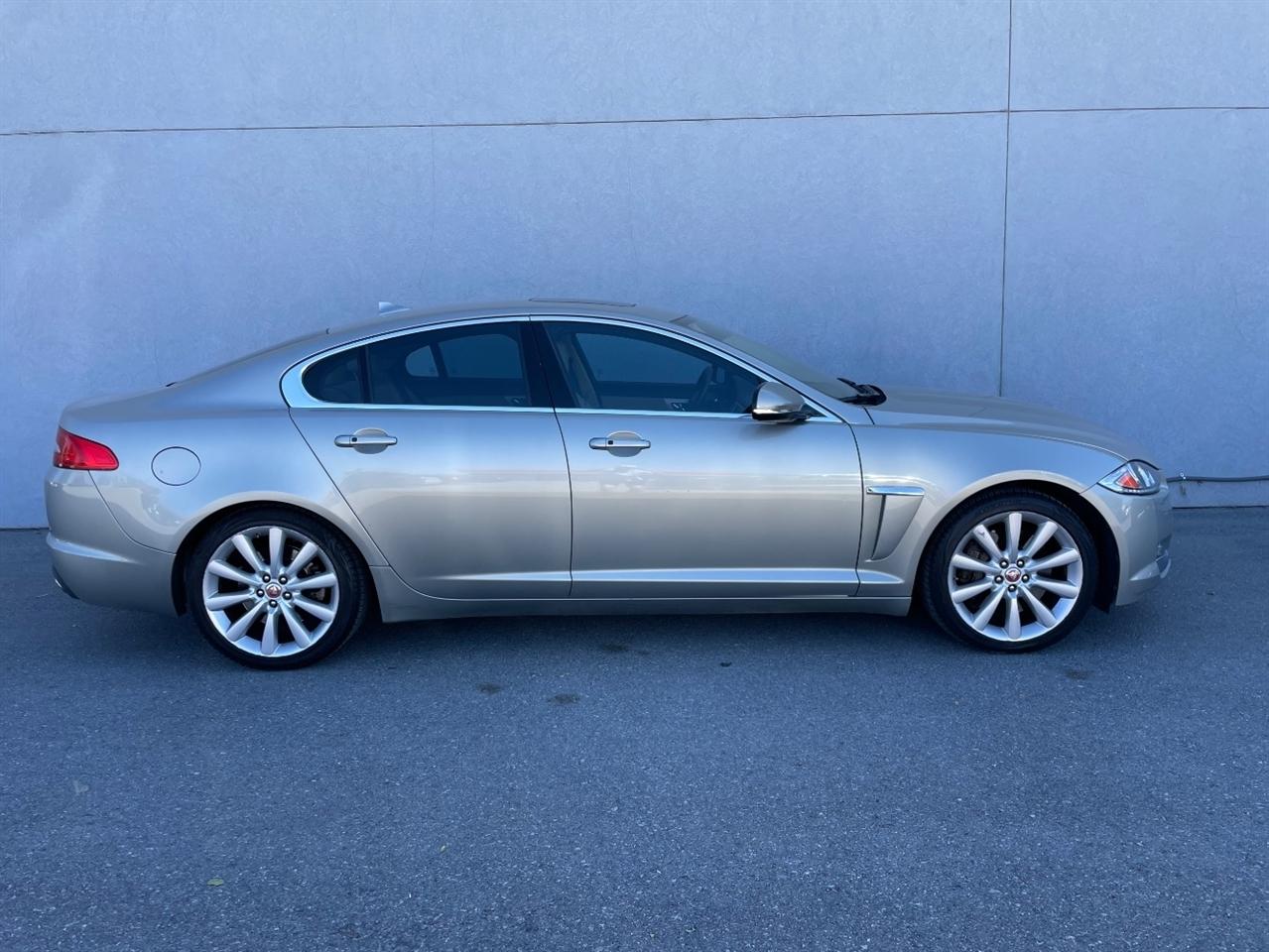 jaguar xf 2014 SAJWJ0EF7E8U30476 image jaguar xf 2014 SAJWJ0EF7E8U30476 image