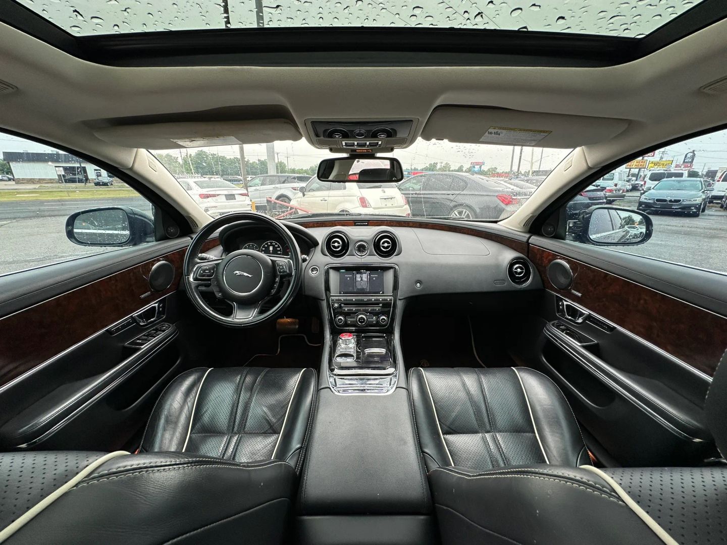 jaguar xj 2016 SAJWA1C73G8W02233 image jaguar xj 2016 SAJWA1C73G8W02233 image