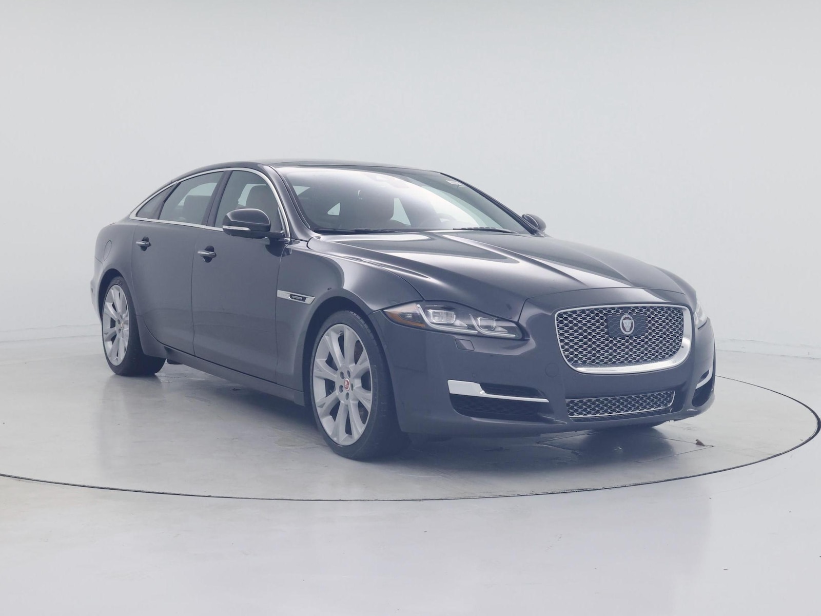 jaguar xj 2018 SAJWA2GE5JMW13473 image jaguar xj 2018 SAJWA2GE5JMW13473 image