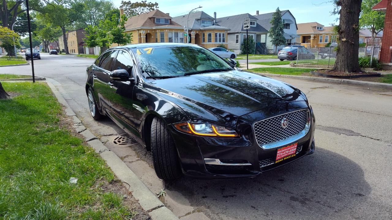 jaguar xj 2017 SAJWJ2GD5H8W11197 image jaguar xj 2017 SAJWJ2GD5H8W11197 image