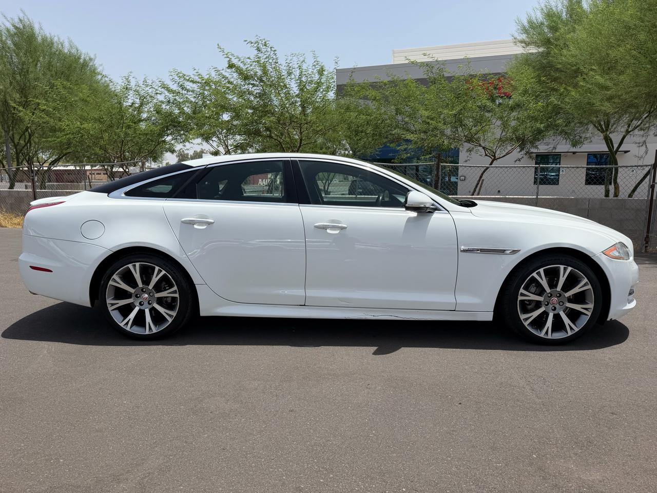 jaguar xj 2015 SAJWA1CZ4F8V85412 image jaguar xj 2015 SAJWA1CZ4F8V85412 image