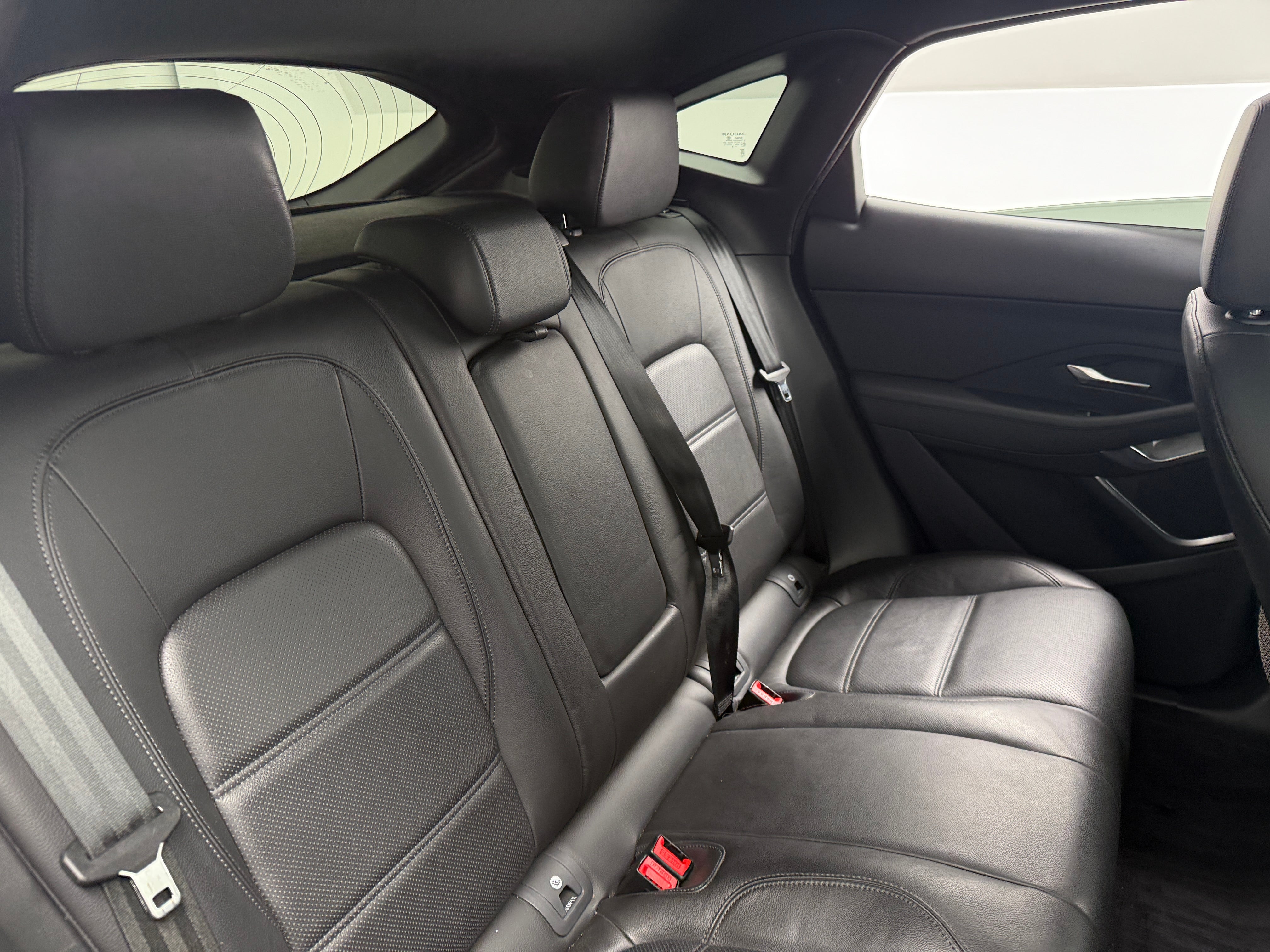jaguar e-pace 2019 SADFP2FX1K1Z36393 image jaguar e-pace 2019 SADFP2FX1K1Z36393 image