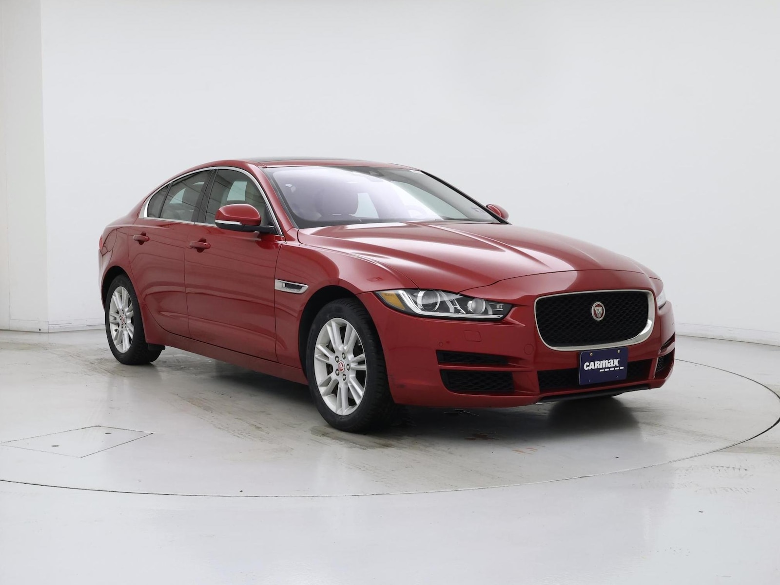 jaguar xe 2019 SAJAJ4FX1KCP44237 image jaguar xe 2019 SAJAJ4FX1KCP44237 image
