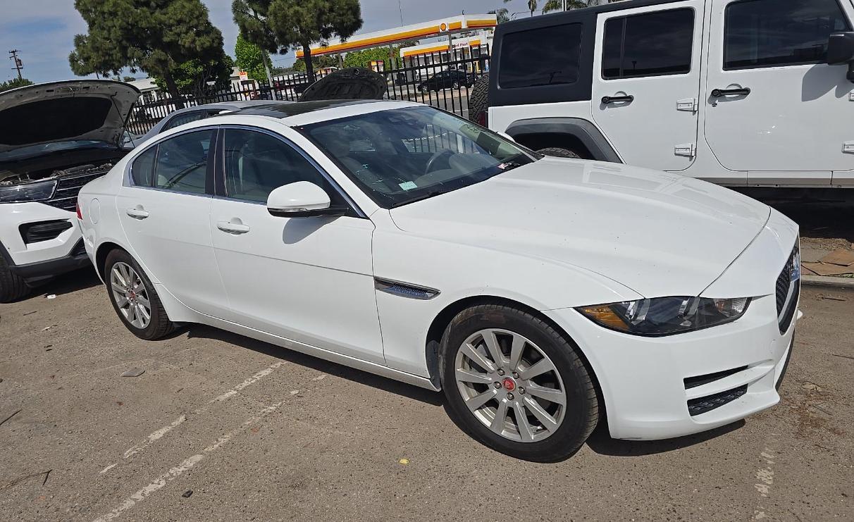 jaguar xe 2019 SAJAR4FX3KCP47584 image jaguar xe 2019 SAJAR4FX3KCP47584 image