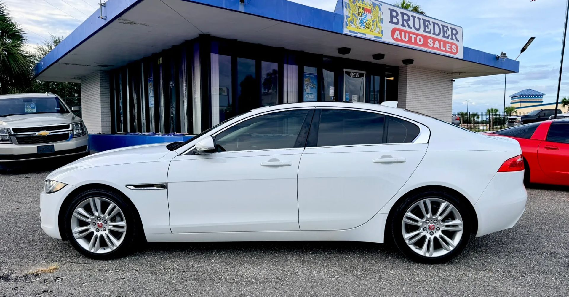 jaguar xe 2019 SAJAE4FX6KCP50040 image jaguar xe 2019 SAJAE4FX6KCP50040 image