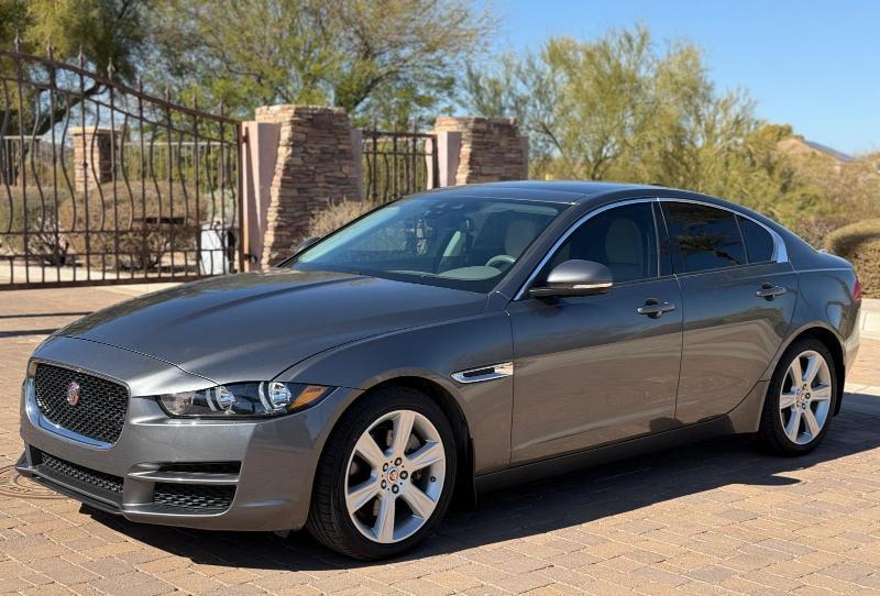 jaguar xe 2018 SAJAD4FX8JCP21043 image jaguar xe 2018 SAJAD4FX8JCP21043 image