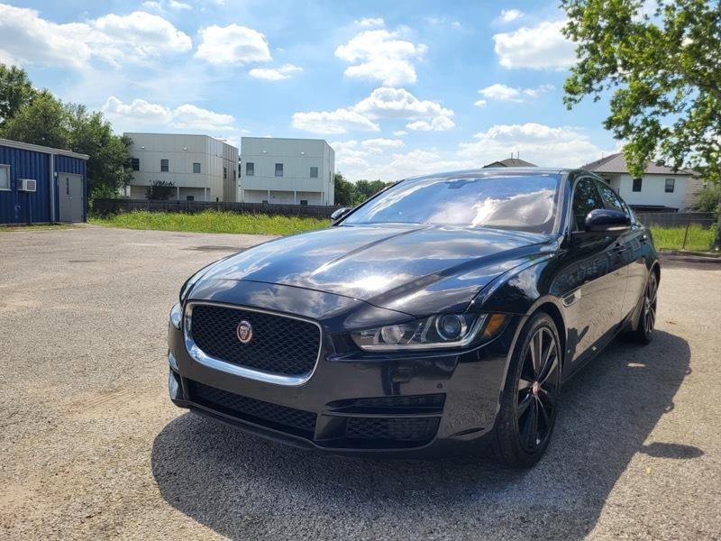 jaguar xe 2017 SAJAE4BV0HA951070 image jaguar xe 2017 SAJAE4BV0HA951070 image