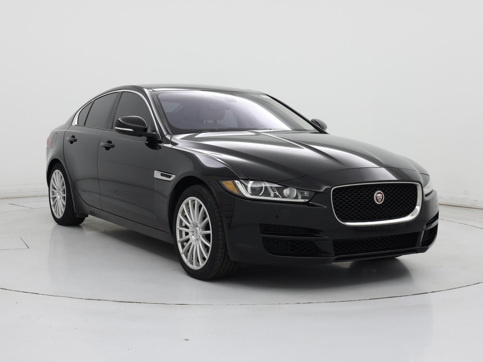 jaguar xe 2017 SAJAJ4BV6HA973683 image jaguar xe 2017 SAJAJ4BV6HA973683 image
