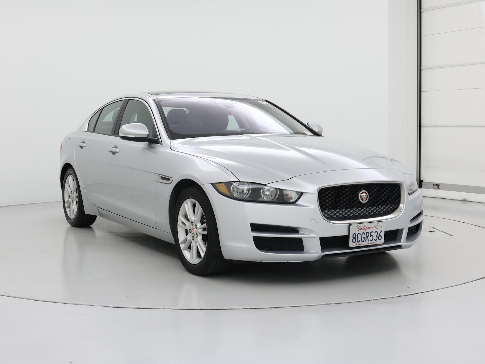 jaguar xe 2017 SAJAD4BG3HA966747 image jaguar xe 2017 SAJAD4BG3HA966747 image