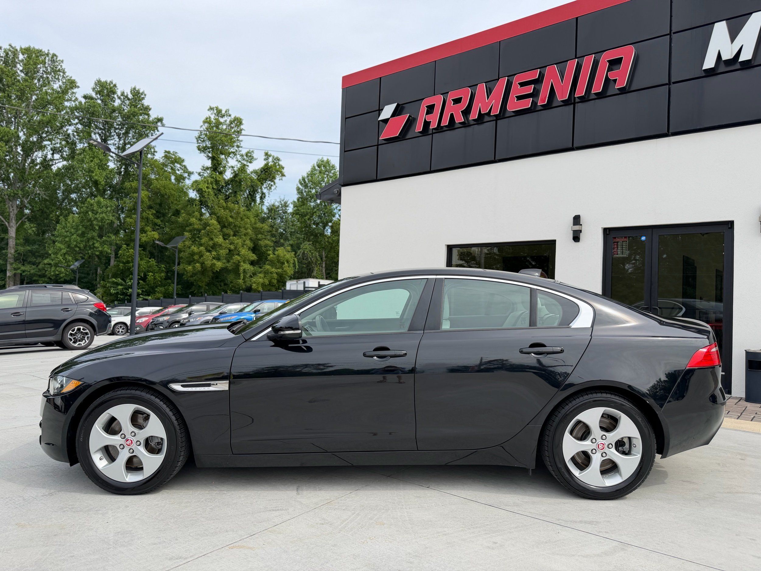 jaguar xe 2017 SAJAR4BG8HA949055 image jaguar xe 2017 SAJAR4BG8HA949055 image