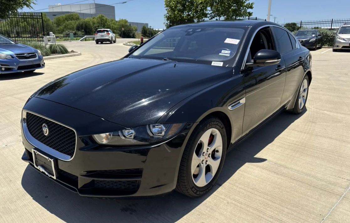 jaguar xe 2017 SAJAR4BG1HA975111 image jaguar xe 2017 SAJAR4BG1HA975111 image