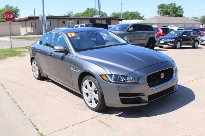 jaguar xe 2017 SAJAK4BNXHA969732 image jaguar xe 2017 SAJAK4BNXHA969732 image