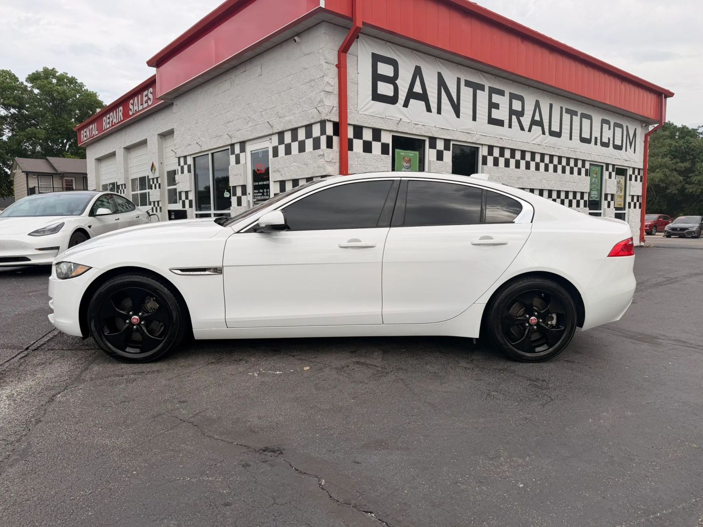 jaguar xe 2017 SAJAR4BG2HA966918 image jaguar xe 2017 SAJAR4BG2HA966918 image