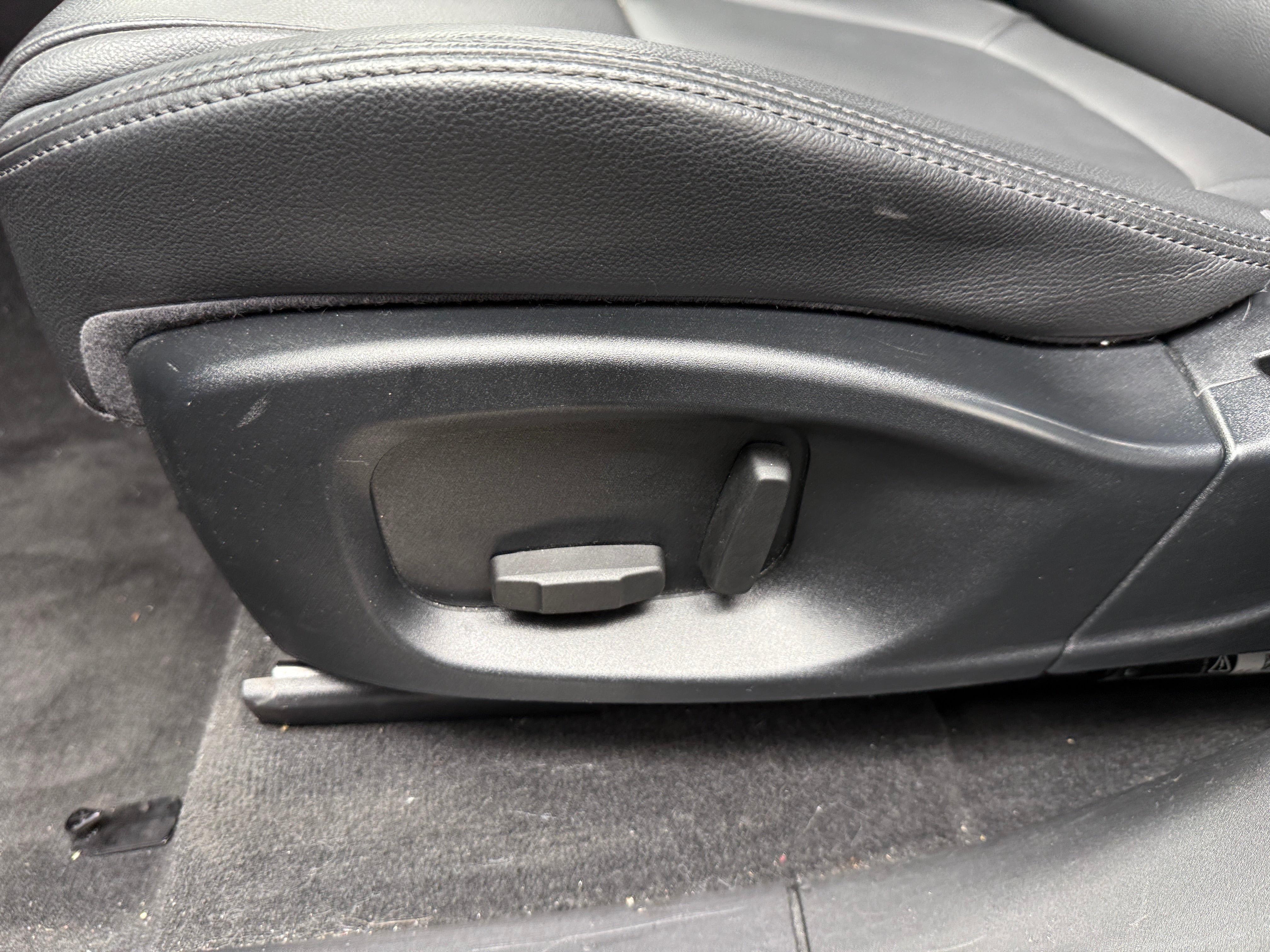 jaguar f-pace 2018 SADCJ2FX0JA281002 image jaguar f-pace 2018 SADCJ2FX0JA281002 image