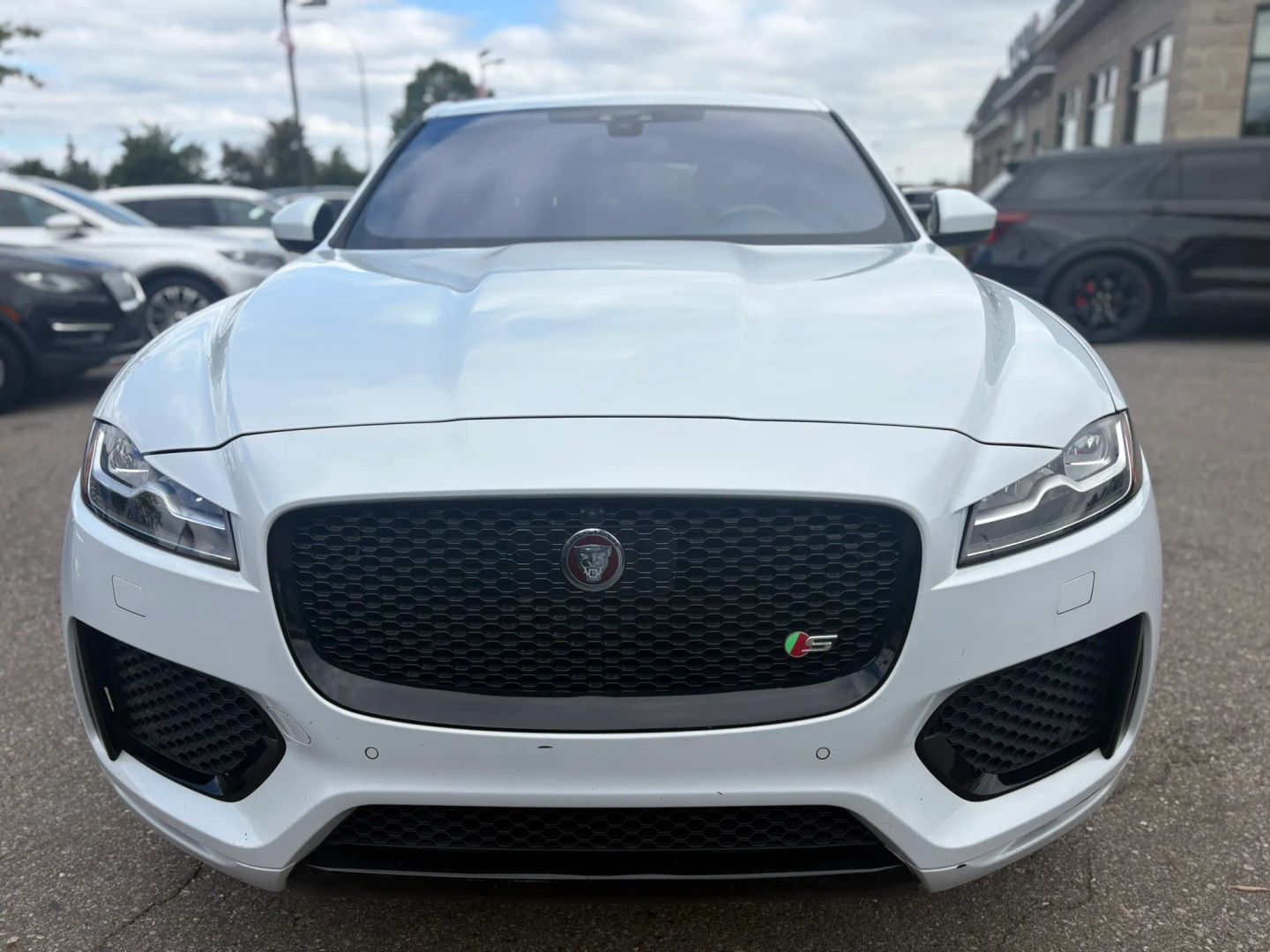 jaguar f-pace 2018 SADCM2FV6JA290325 image jaguar f-pace 2018 SADCM2FV6JA290325 image