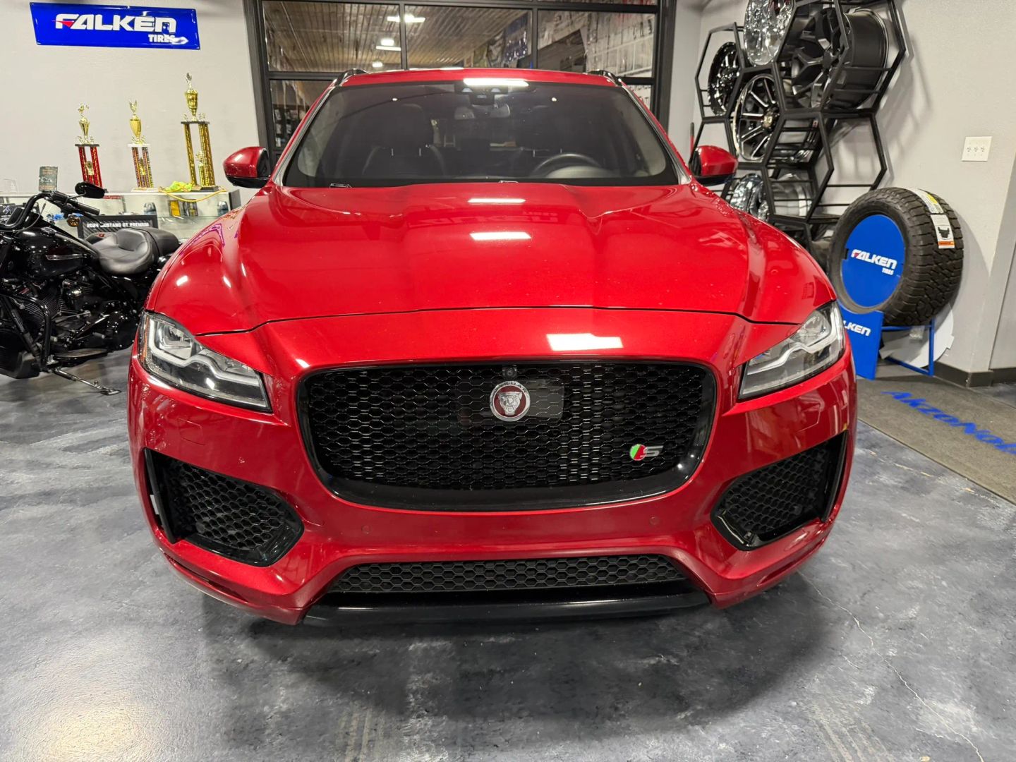 jaguar f-pace 2018 SADCM2FV2JA270671 image jaguar f-pace 2018 SADCM2FV2JA270671 image