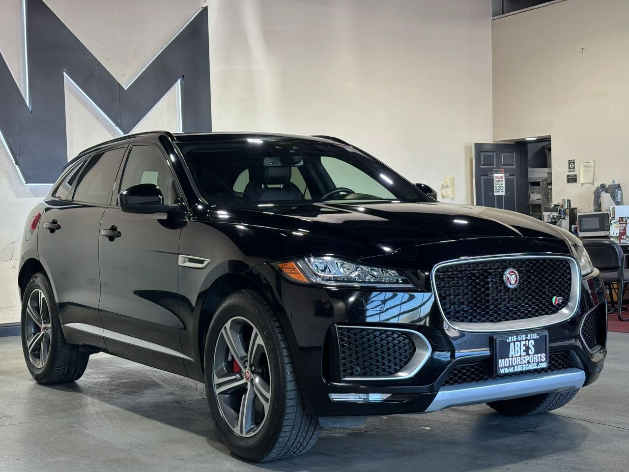 jaguar f-pace 2018 SADCM2FV0JA288781 image jaguar f-pace 2018 SADCM2FV0JA288781 image