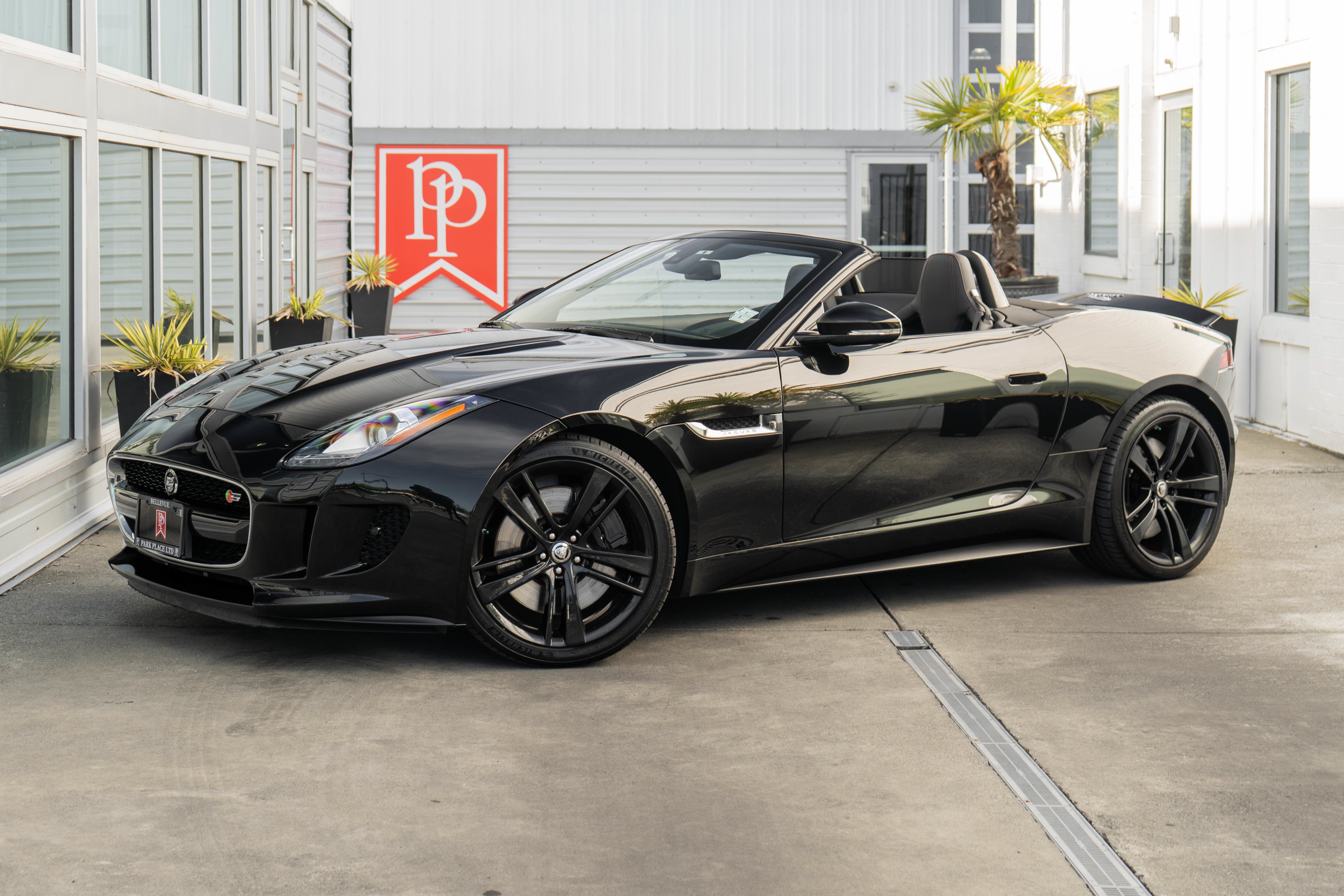 jaguar f-type 2014 SAJWA6GLXEMK08351 image jaguar f-type 2014 SAJWA6GLXEMK08351 image