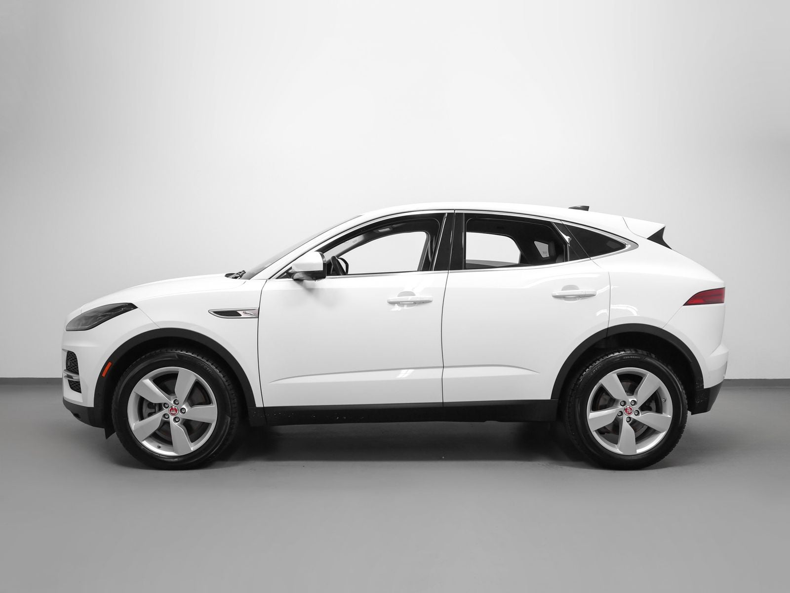 jaguar e-pace 2021 SADFP2FX7M1020756 image jaguar e-pace 2021 SADFP2FX7M1020756 image