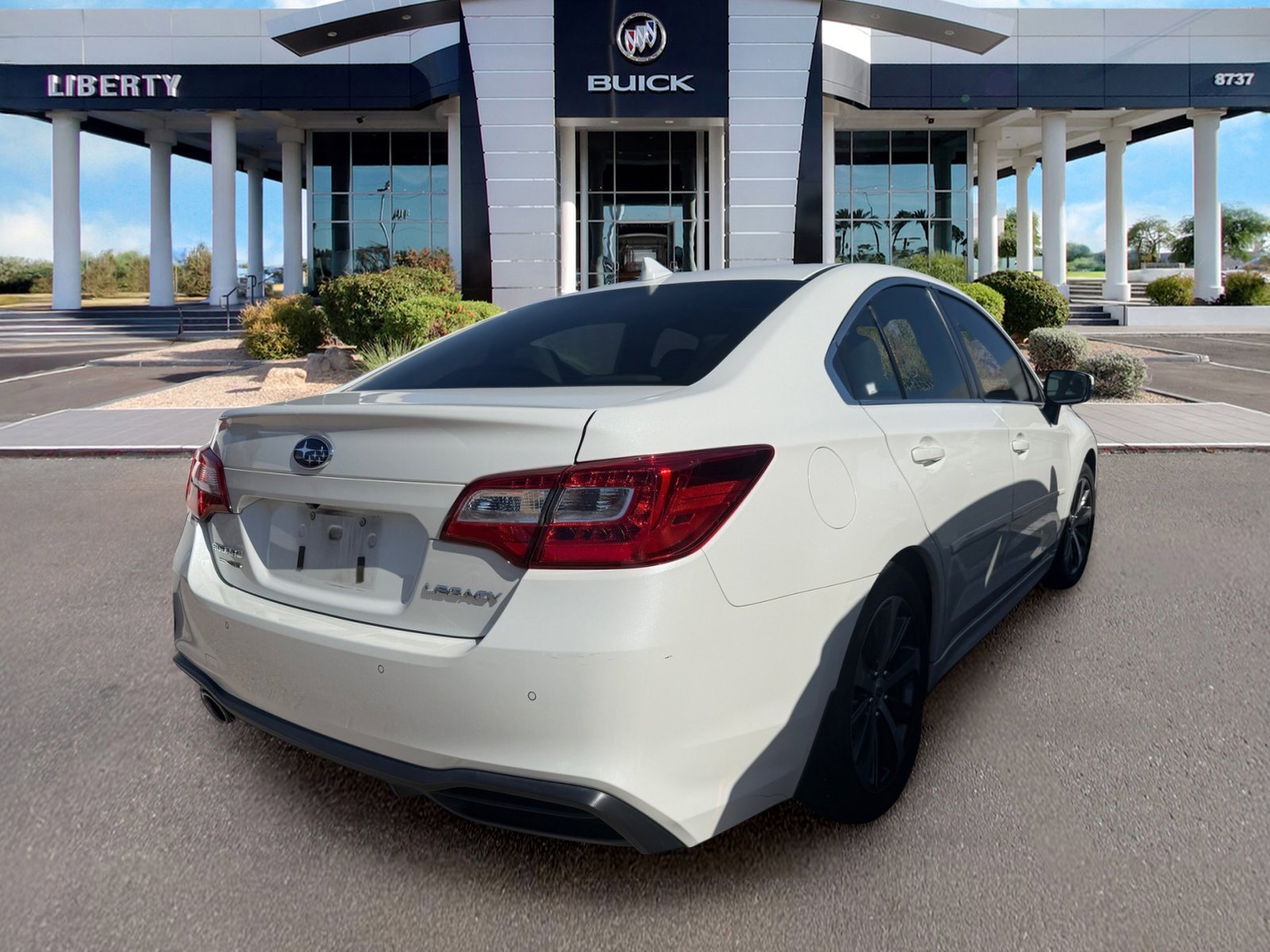 subaru legacy 2018 4S3BNAN61J3012610 image