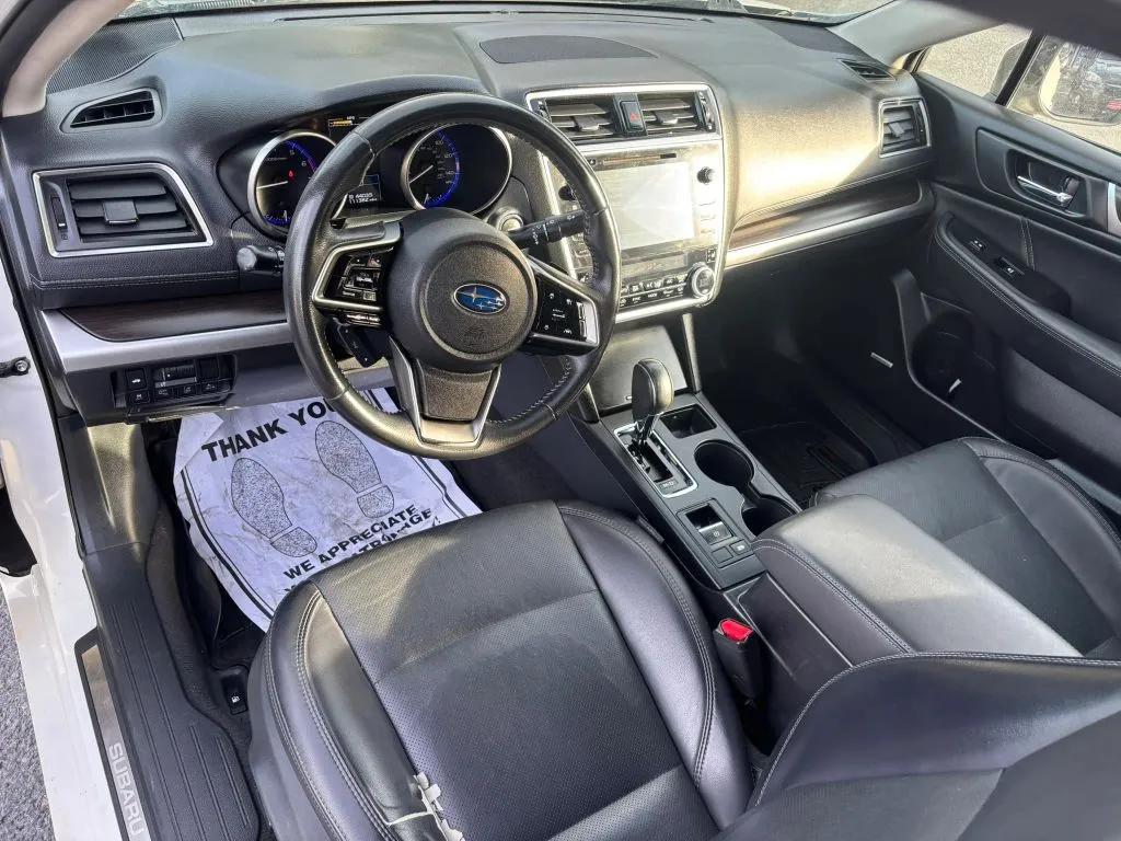subaru legacy 2018 4S3BNAN64J3009829 image