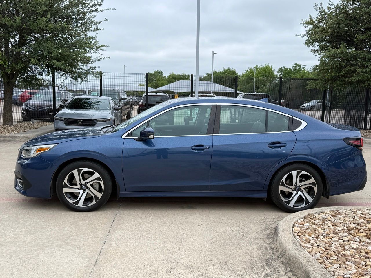 subaru legacy 2021 4S3BWAM69M3018979 image subaru legacy 2021 4S3BWAM69M3018979 image