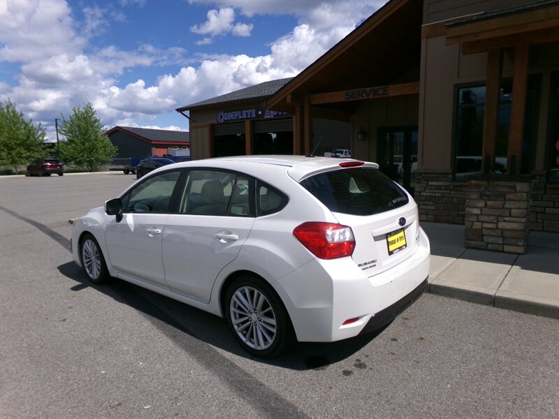subaru impreza 2012 JF1GPAD62CH231900 image subaru impreza 2012 JF1GPAD62CH231900 image