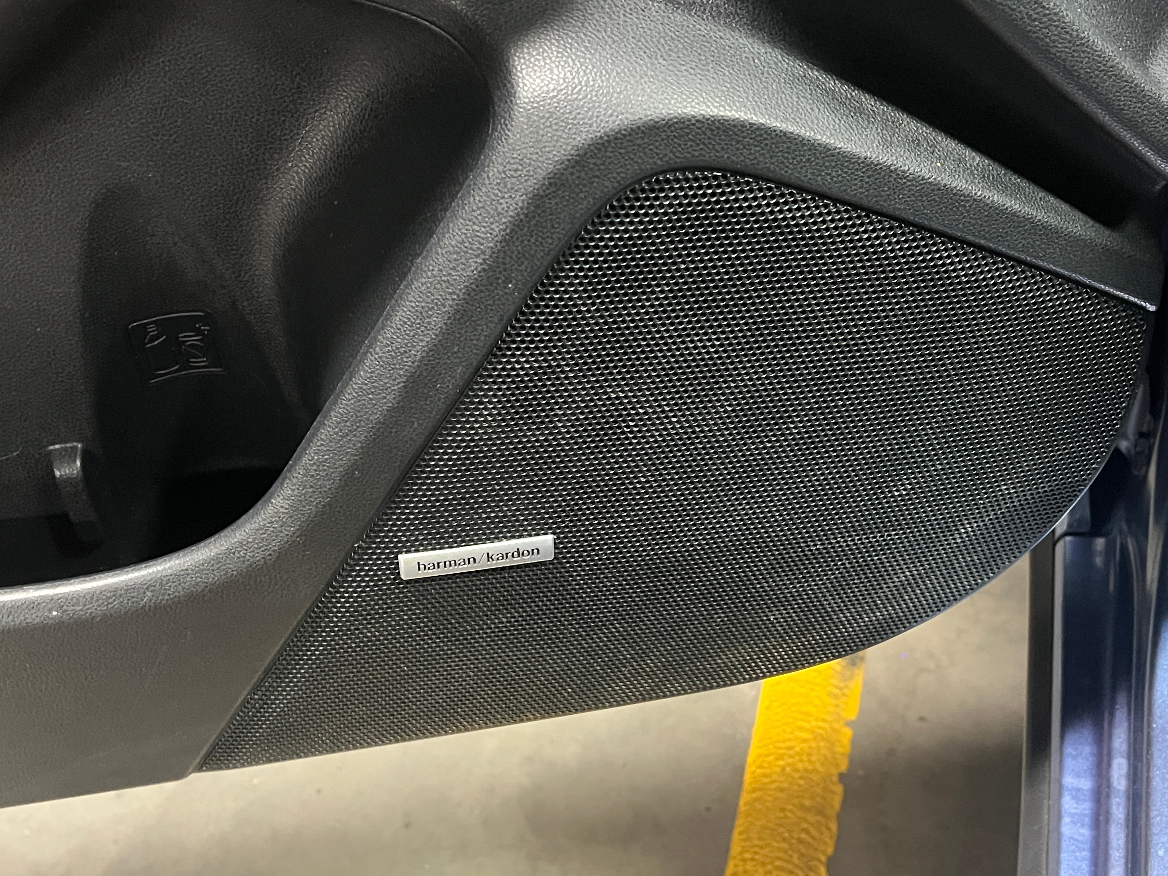 subaru crosstrek 2018 JF2GTAMC0J8285397 image subaru crosstrek 2018 JF2GTAMC0J8285397 image