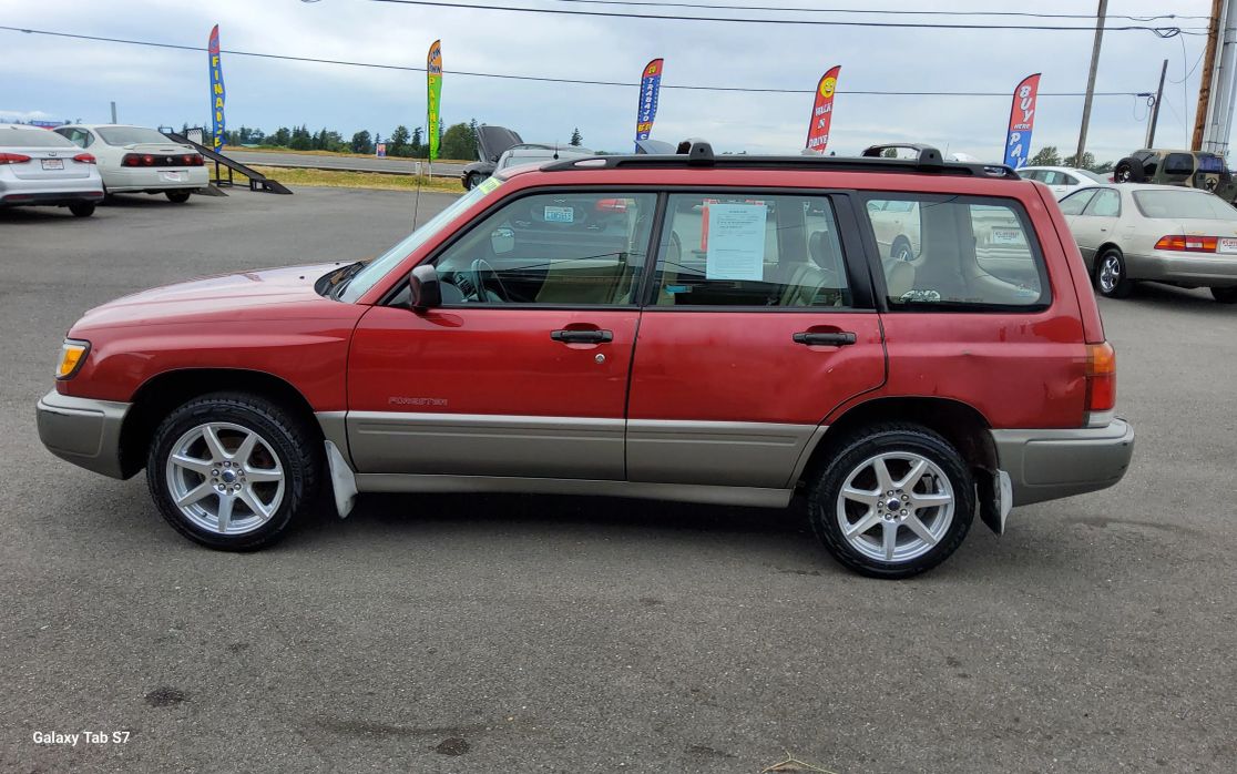 subaru forester 1998 JF1SF6558WH760725 image subaru forester 1998 JF1SF6558WH760725 image