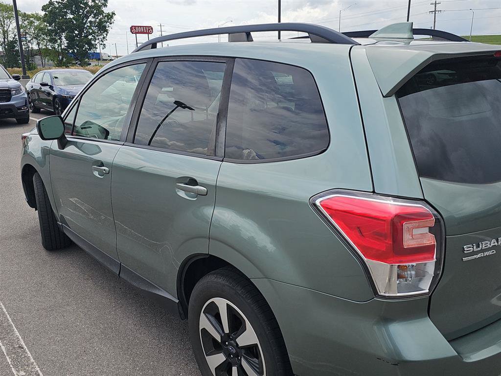 subaru forester 2018 JF2SJAGC4JH486747 image subaru forester 2018 JF2SJAGC4JH486747 image