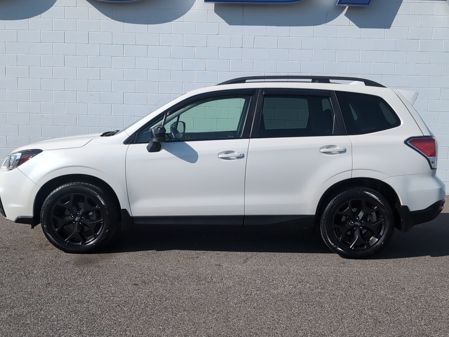 subaru forester 2018 JF2SJAEC2JH465169 image subaru forester 2018 JF2SJAEC2JH465169 image