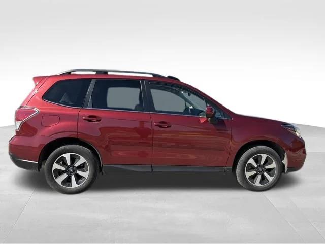 subaru forester 2017 JF2SJARCXHH439407 image subaru forester 2017 JF2SJARCXHH439407 image