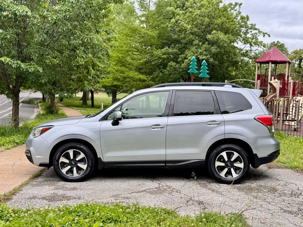 subaru forester 2017 JF2SJARC9HH439561 image subaru forester 2017 JF2SJARC9HH439561 image