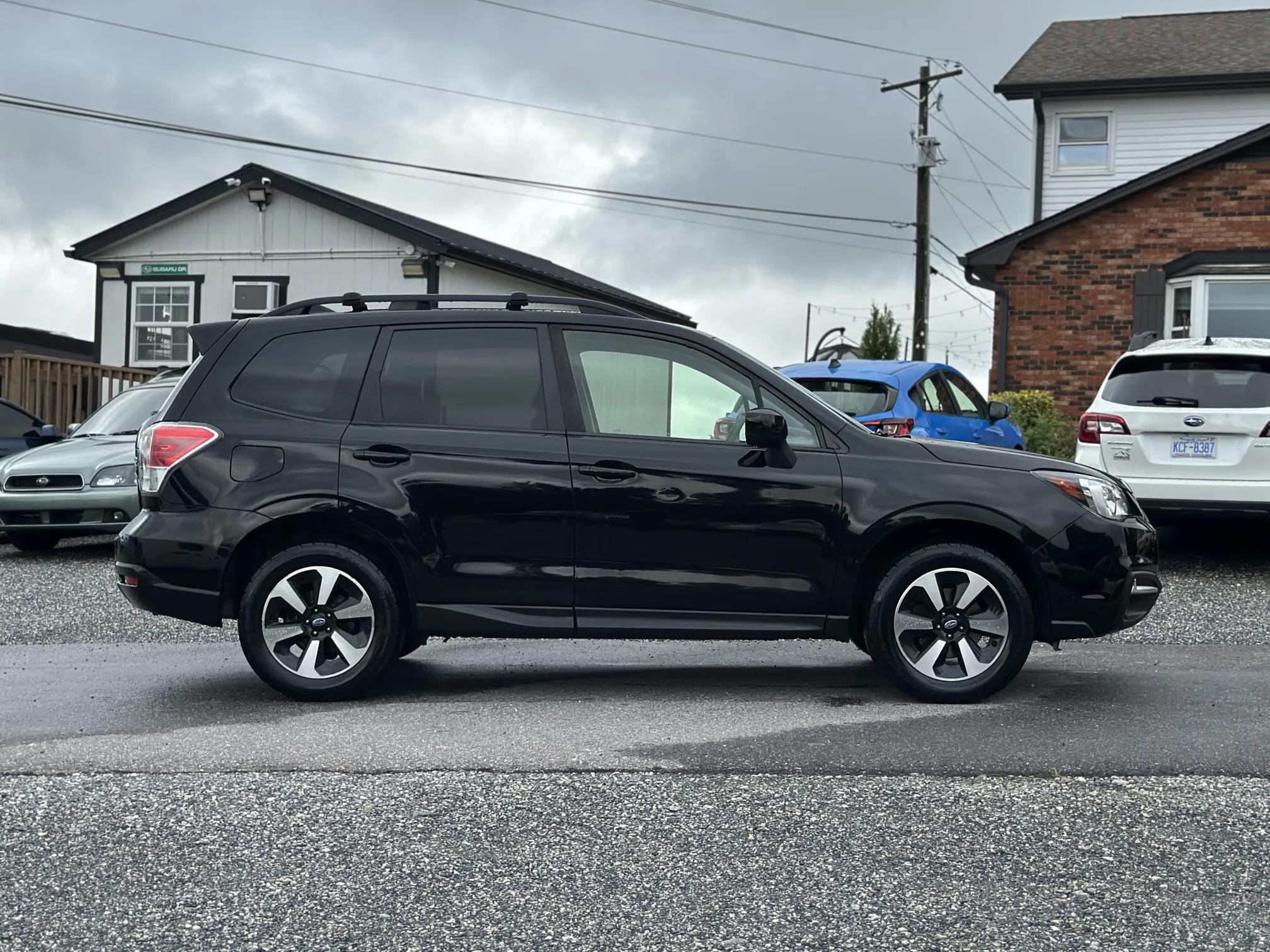 subaru forester 2017 JF2SJAEC9HH564596 image subaru forester 2017 JF2SJAEC9HH564596 image